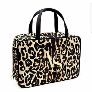 Victoria's Secret hanging travel Case Leopard